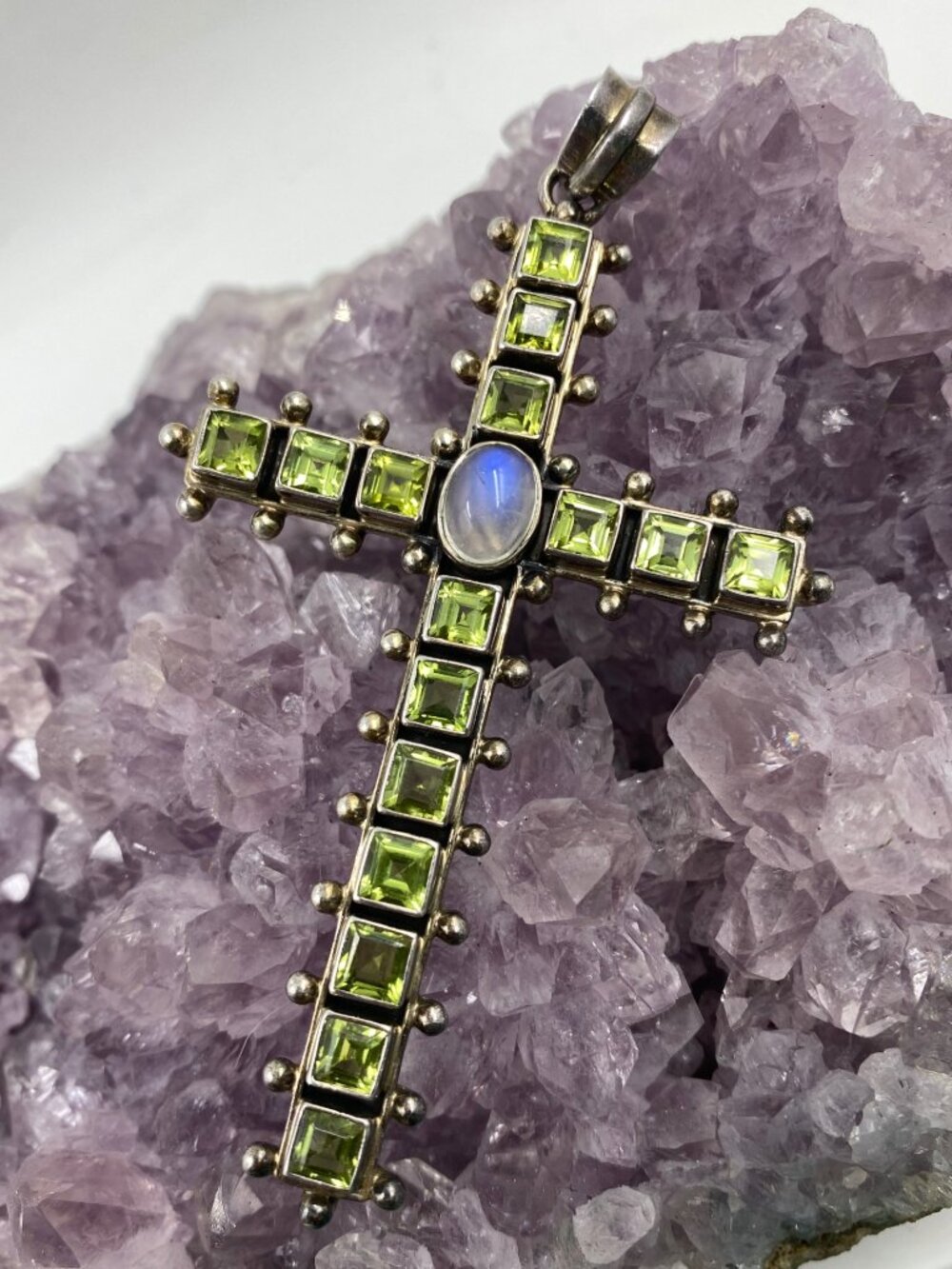 Vintage Nikki Butler Sterling Silver Peridot & Ra…